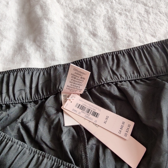 Victoria's Secret Satin Shorts - Picture 4 of 5